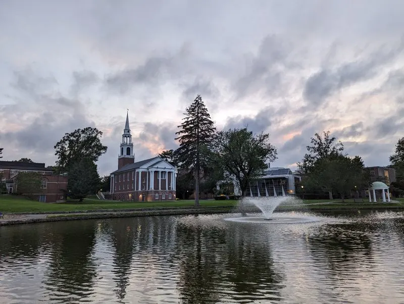Wheaton College Campus Stroll