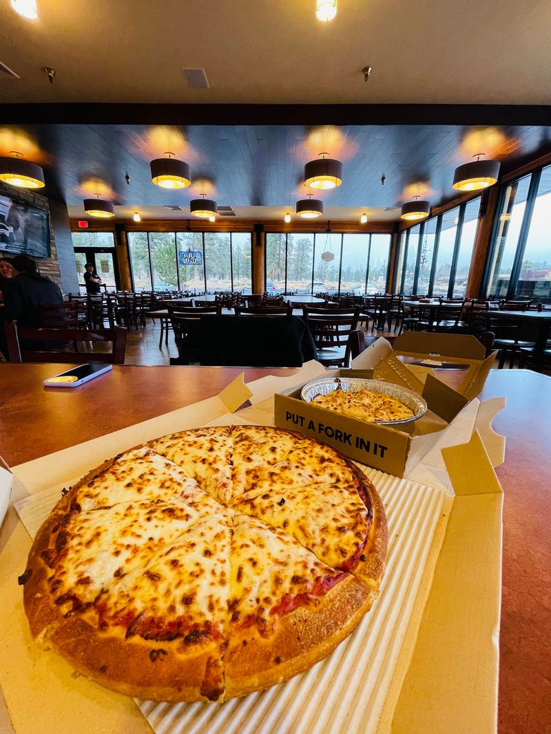 Pizza Hut Express &mdash; Tusayan, AZ (Near Grand Canyon South Rim)