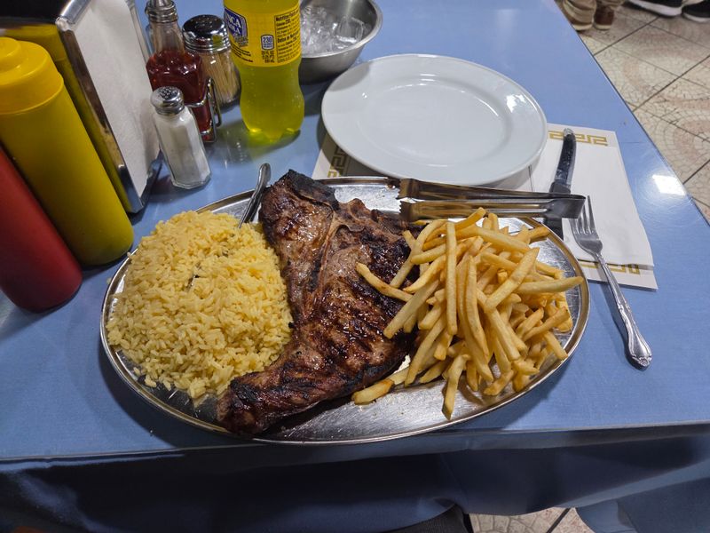 Ferry St. Barbecue &mdash; Newark