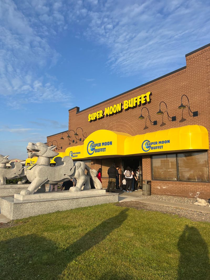Minnesota &mdash; Super Moon Buffet (St Louis Park)