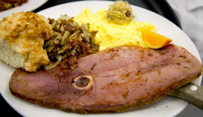 Crockett&rsquo;s Breakfast Camp, Gatlinburg