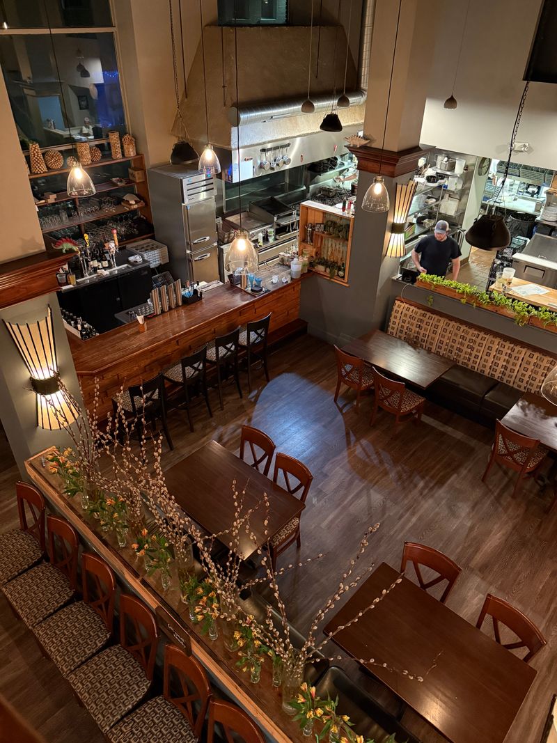 Downtown Dining: Cozy Bites and Sips