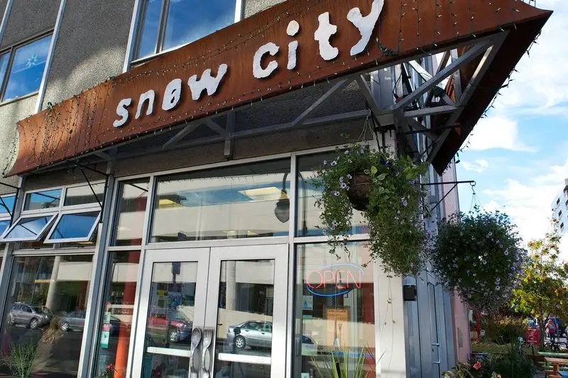 Snow City Caf&eacute;, Anchorage