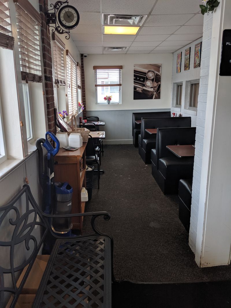 Lou Roc’s Diner (Worcester)