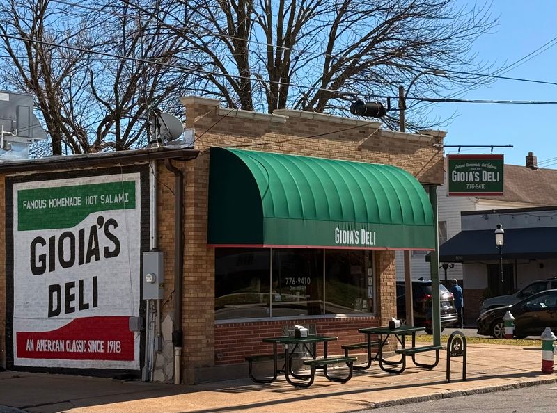 Missouri &mdash; Gioia&rsquo;s Deli