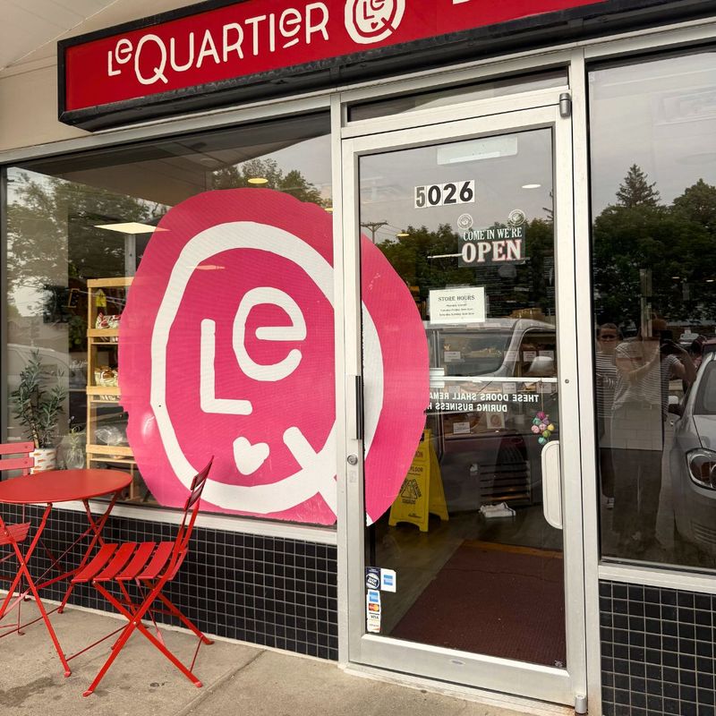 Nebraska – Le Quartier Bakery & Café - Dundee (Omaha)