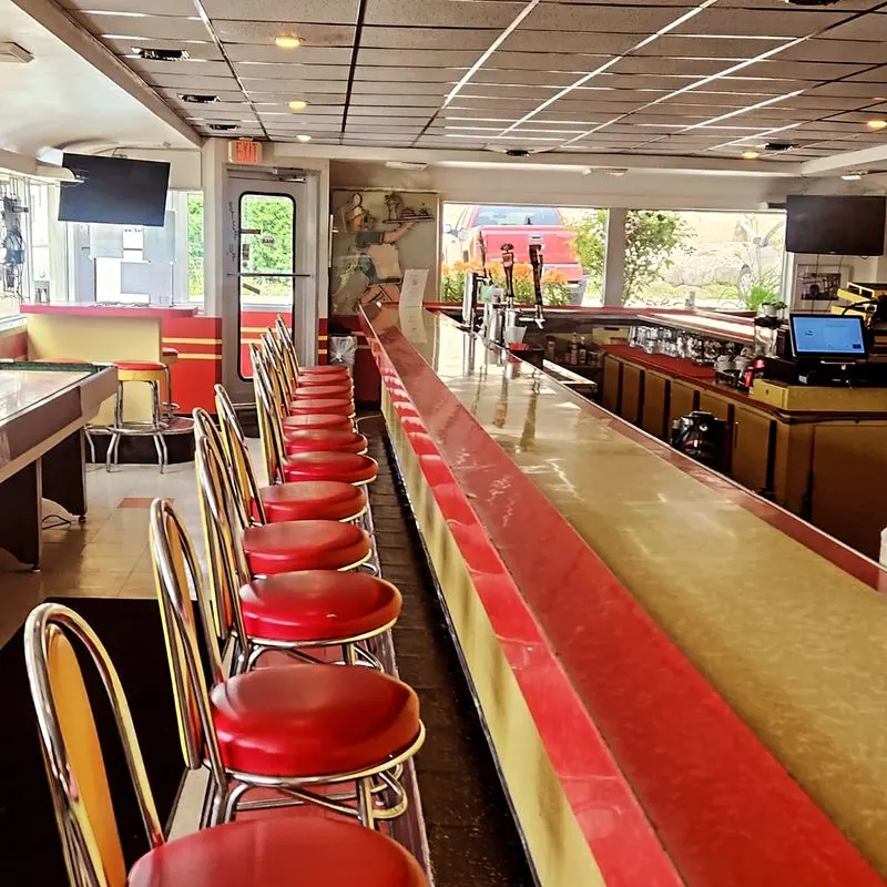 Miss Katie's Diner &mdash; Milwaukee, WI