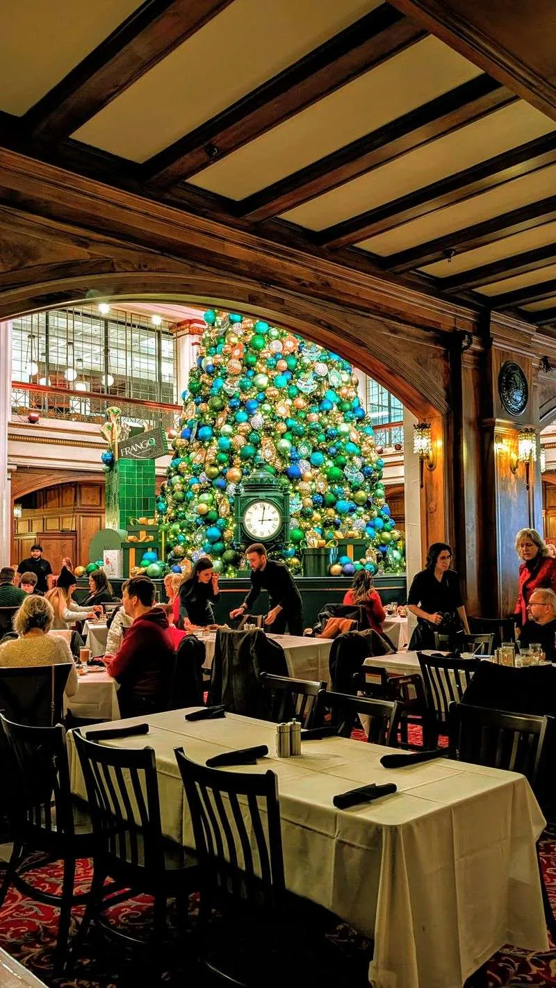 The Walnut Room at Macy&rsquo;s &mdash; Chicago