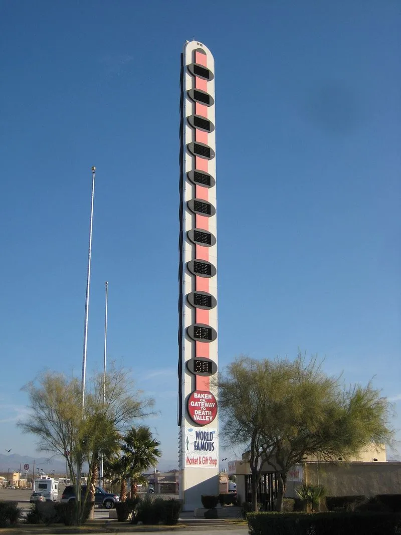 World&rsquo;s Largest Thermometer, Baker