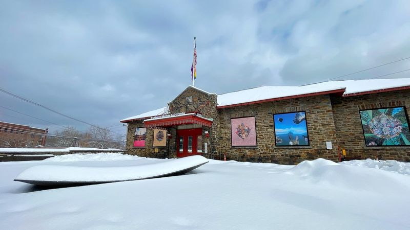 The Unseen Charm of Art Walks