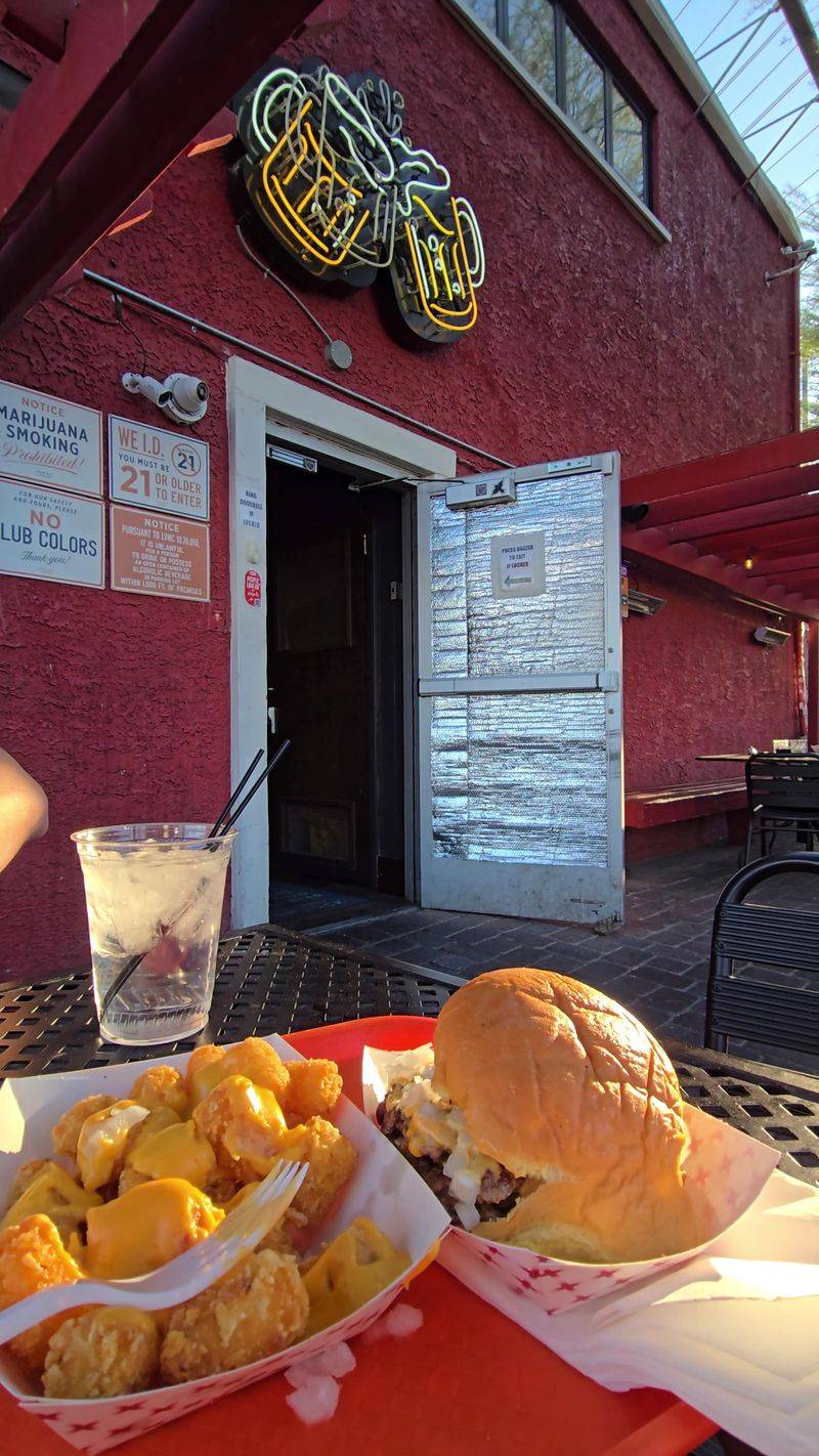 Nevada — Stay Tuned Burgers (Las Vegas)