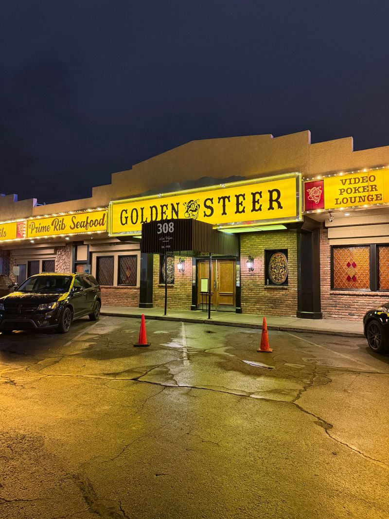 Nevada &mdash; Golden Steer Steakhouse (Las Vegas)