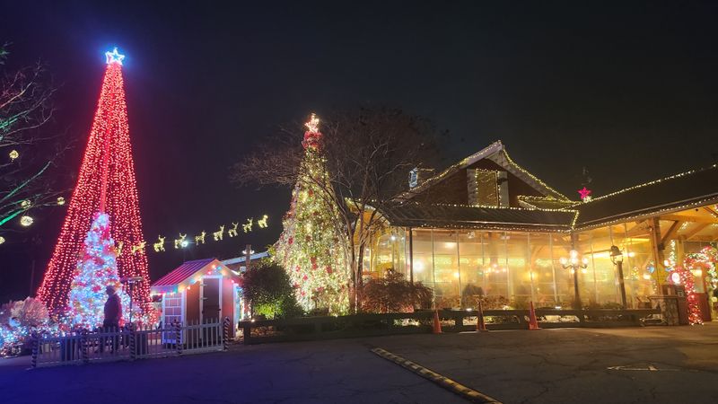 North Carolina &mdash; Angus Barn (Raleigh)