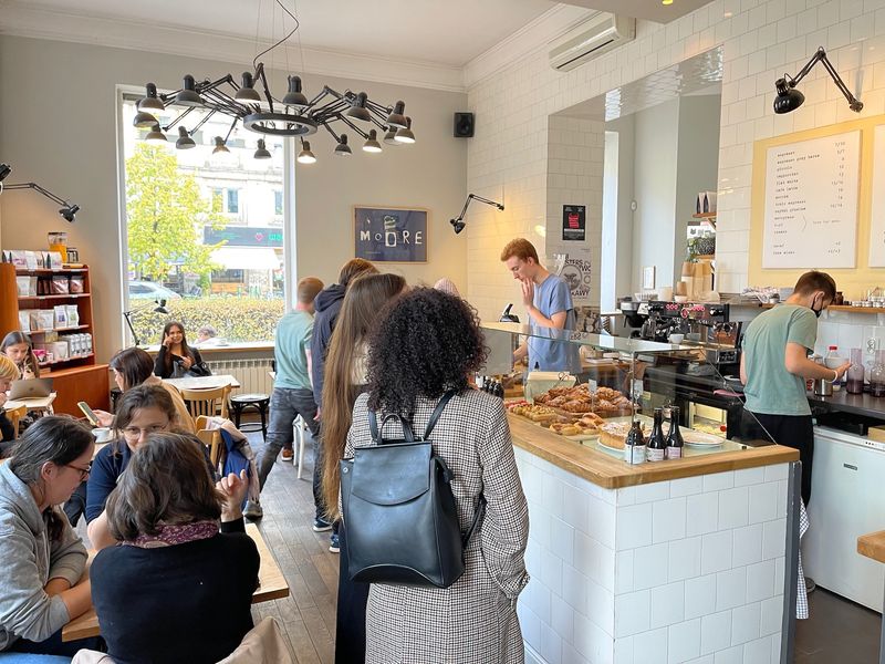 Unsecured bags at cafes and restaurants