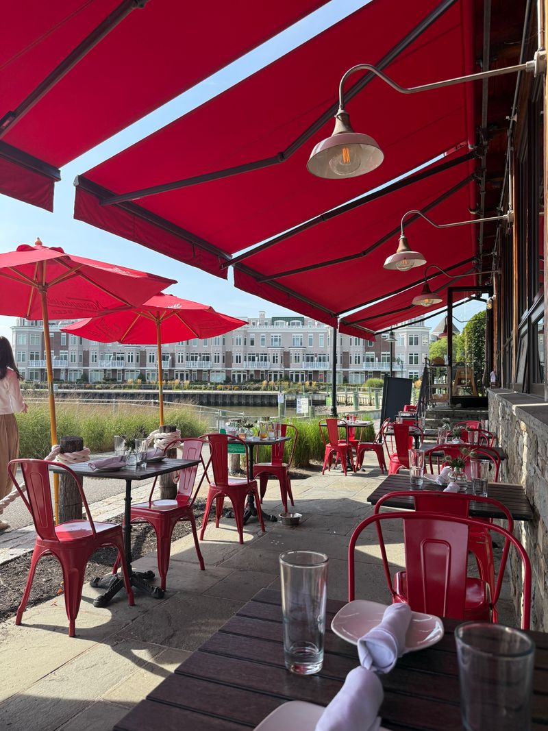 Hudson Farmer & The Fish Restaurant- Sleepy Hollow, NY