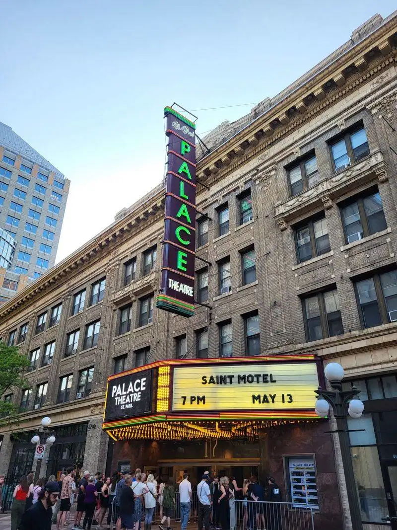 Palace Theatre Holiday Market (St. Paul)