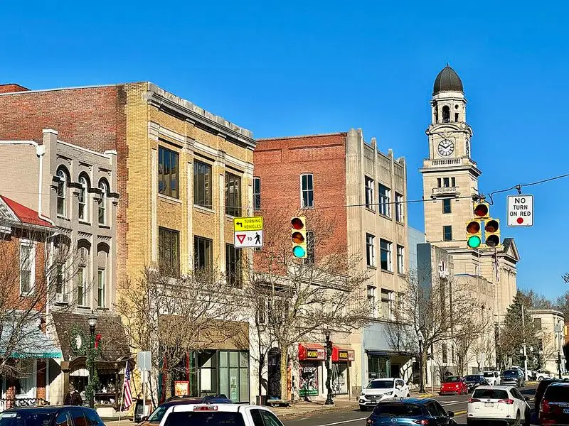 Local Bookstores Along Front Street