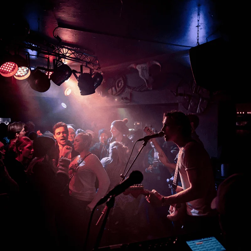 Village Vibe, Apr&egrave;s, and Nightlife