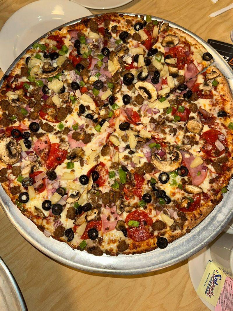 The Pizza Place &mdash; Tropic, UT (Near Bryce Canyon)