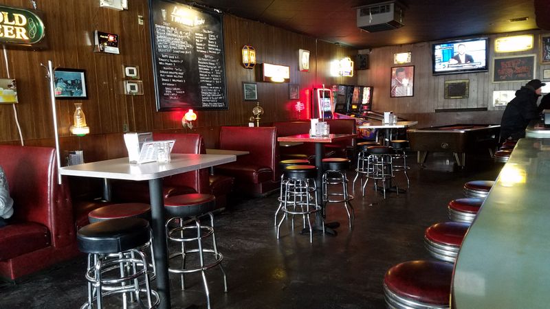 Lutz Tavern &mdash; Portland