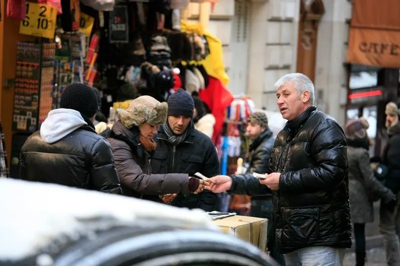 Fake petitions, bracelet scams, and distractions