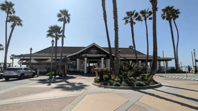 Duke's Huntington Beach (Huntington Beach, CA)