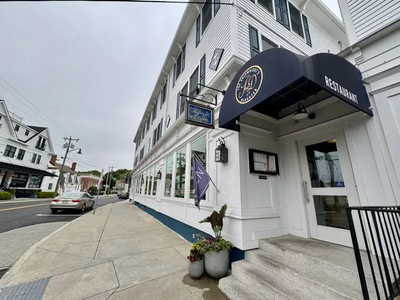 The Shipwright&rsquo;s Daughter (Mystic, Connecticut)