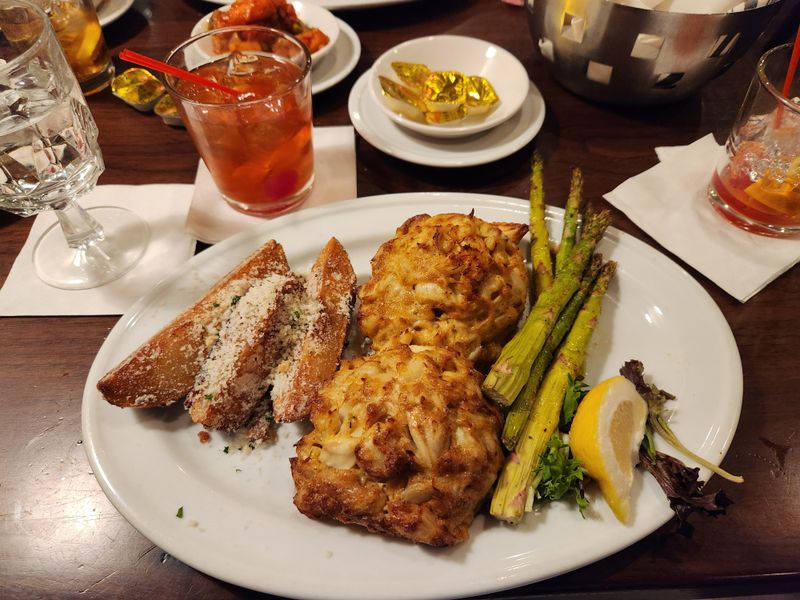 G&M Restaurant & Lounge