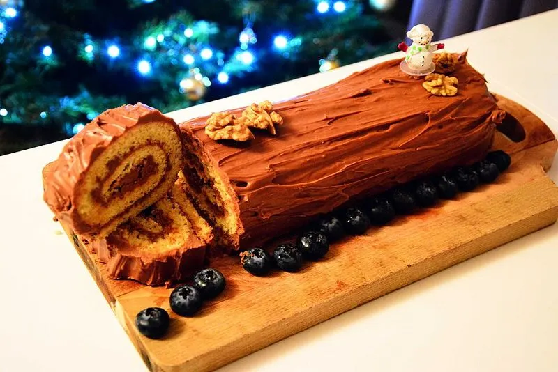 B&ucirc;che de No&euml;l (Yule Log)