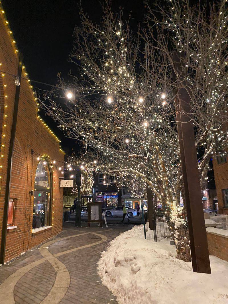 Main Street Holiday Tree Lighting