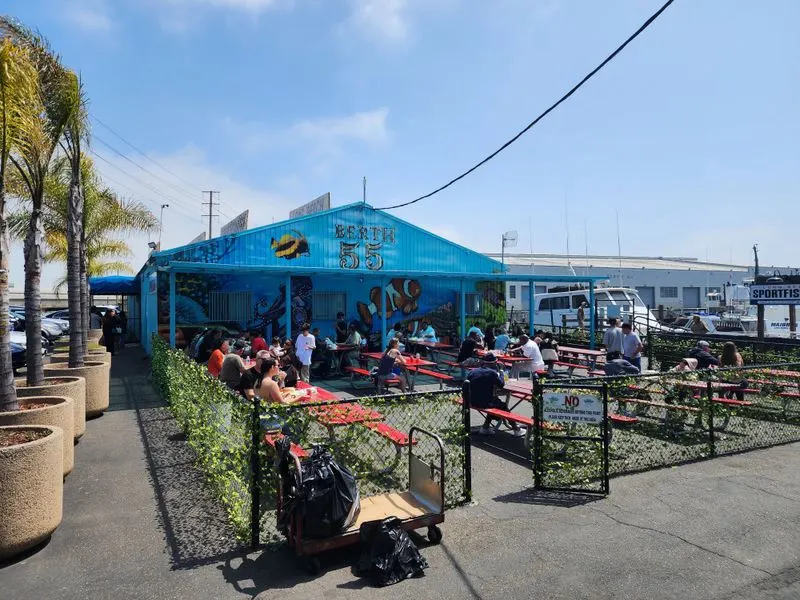 Berth 55 Fish Market & Seafood Deli (Long Beach, CA)