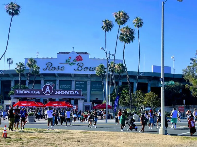 Accessibility and Family Tips: Strollers, Shade, and Restrooms