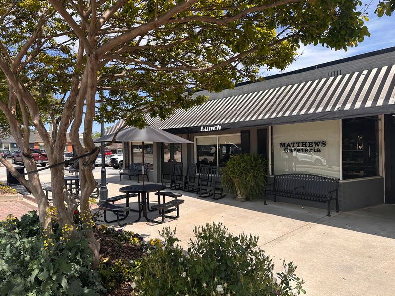 Matthews Cafeteria (Tucker)