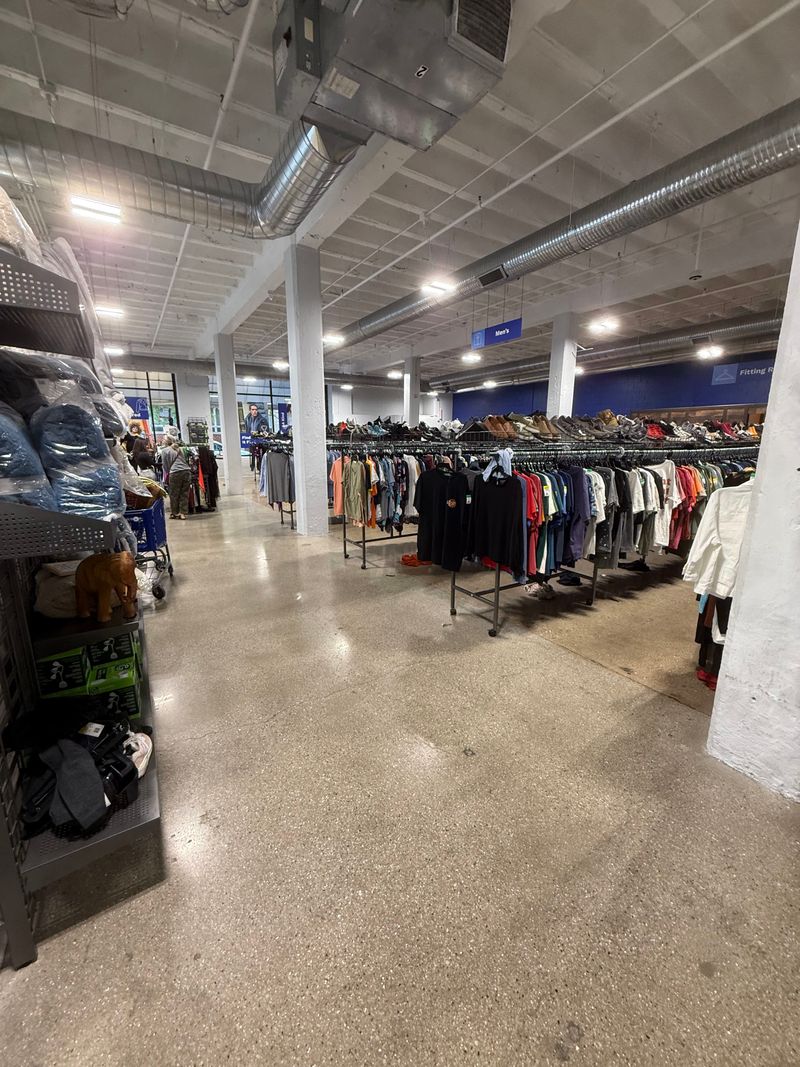 Goodwill Store & Donation Center (Chicago - West Loop area)