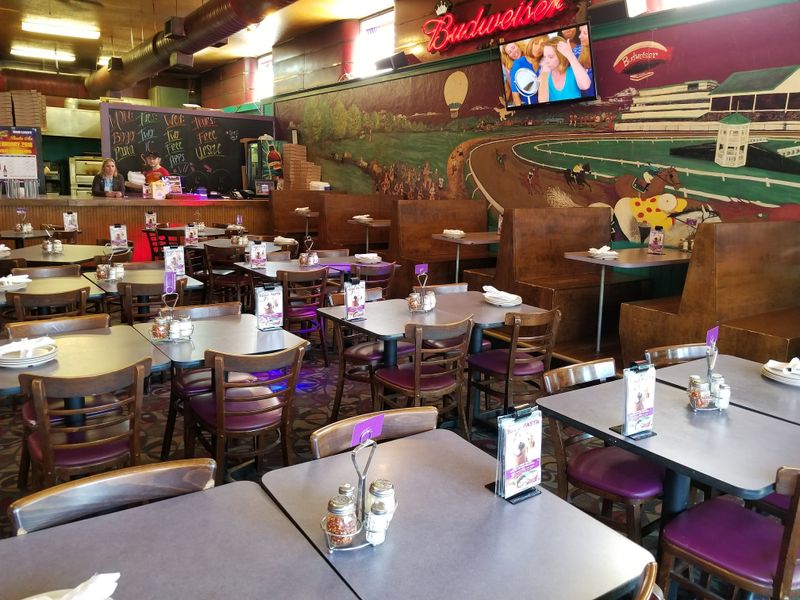 Wick's Pizza Parlor — Louisville