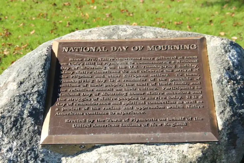 Cole&rsquo;s Hill and the National Day of Mourning Plaque
