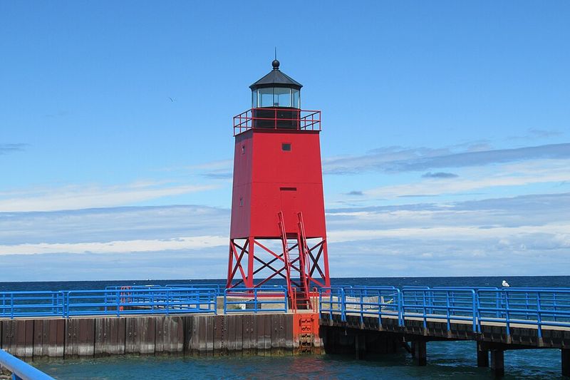 South Pier Light