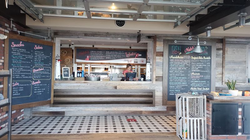 Nubb&rsquo;s Lobster Shack (Cliff House Maine)