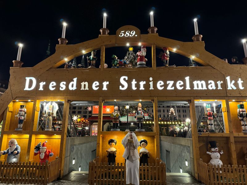 Dresden Striezelmarkt