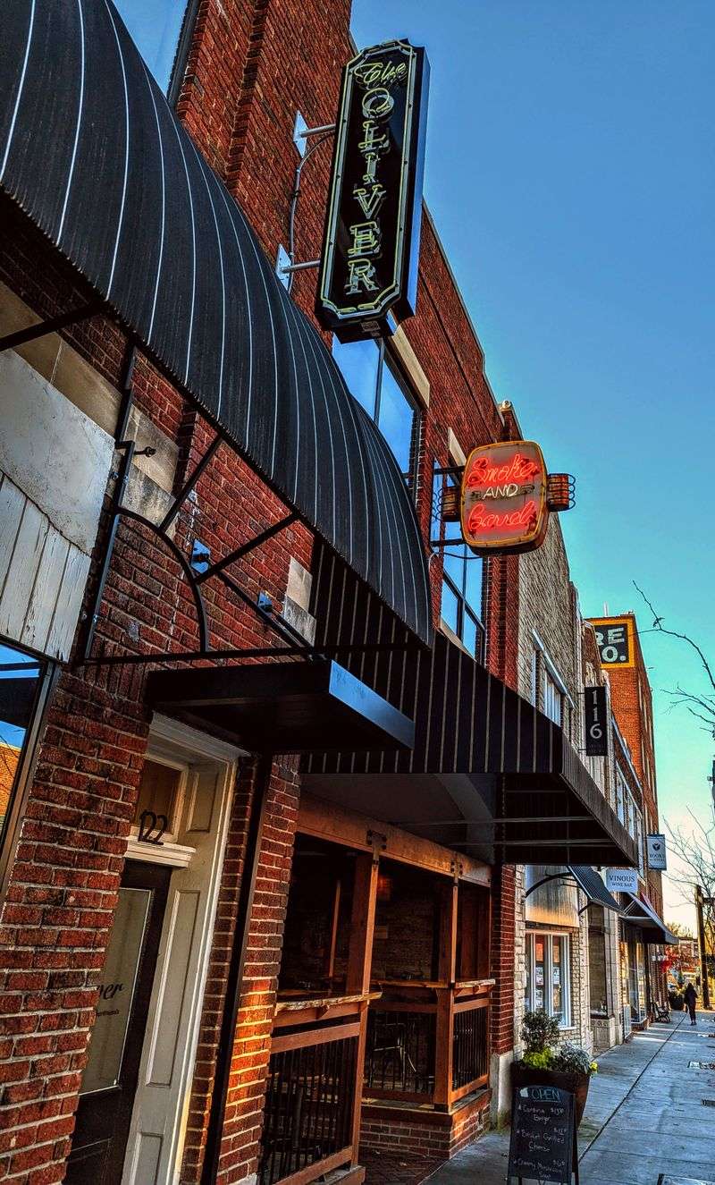 Dinner Downtown: Southern Comfort and Modern Twists