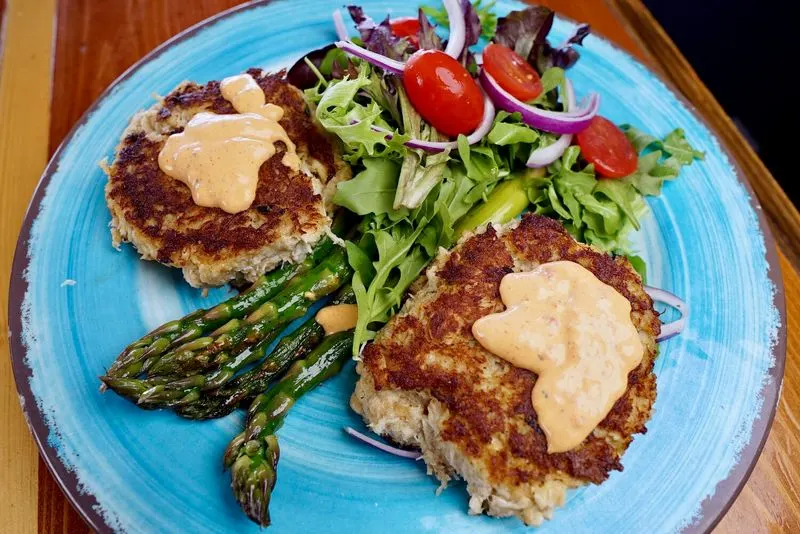 Cap&rsquo;s on the Water