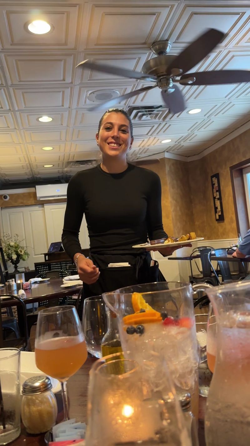 Ambiance and service that feel like family