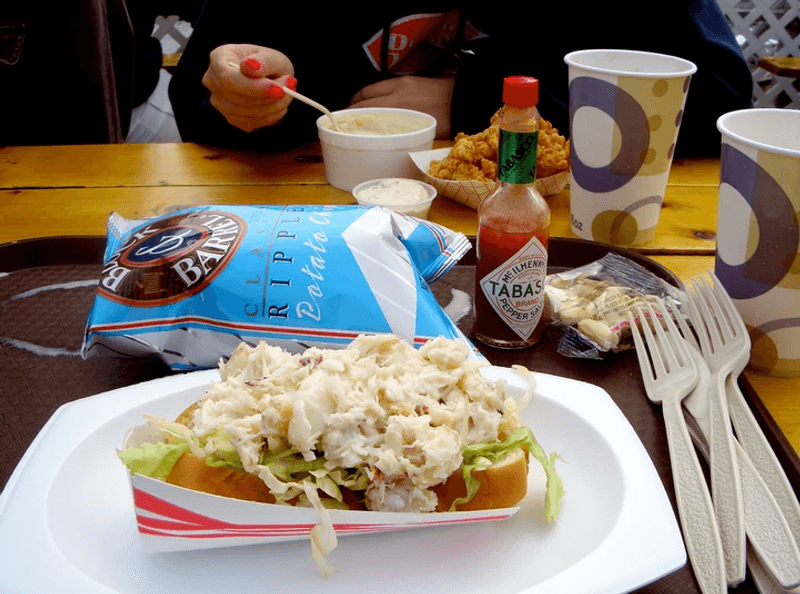 Shaw's Fish & Lobster Wharf, New Harbor