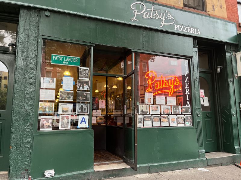 Patsy&rsquo;s Pizzeria &mdash; 1933 (Harlem, NY)