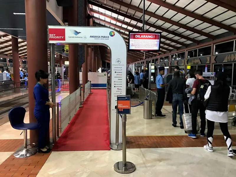 Boarding Line Etiquette