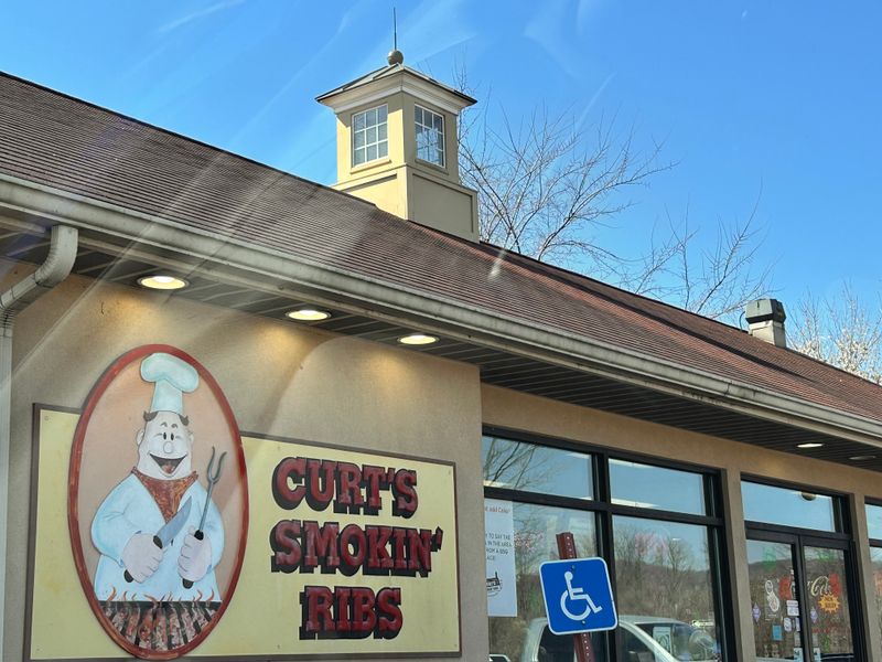Curt's Smokin' Ribs - Mill Hall