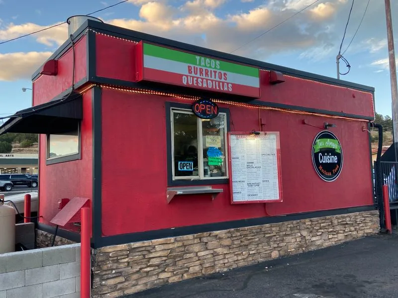 Tres Amigos - Route 66 Drive Through &mdash; Flagstaff, Arizona