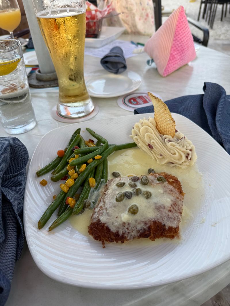 Guppy's On the Beach &mdash; Indian Rocks Beach, FL