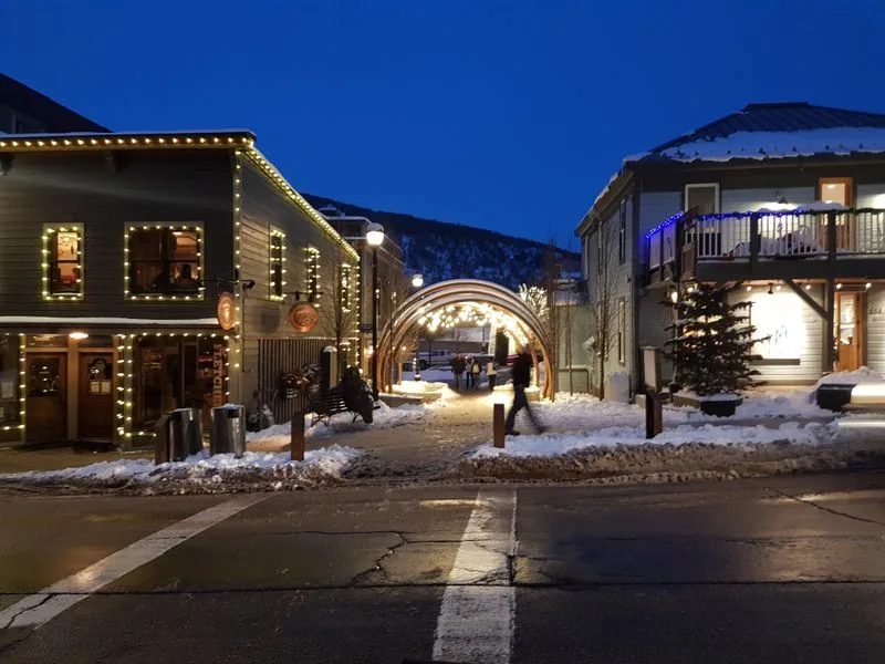 Main Street Holiday Markets and Local Bazaars