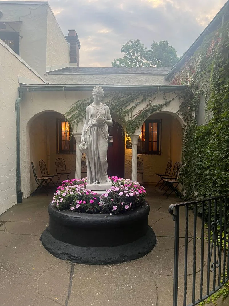 Mama Carolla's, Indianapolis, Indiana